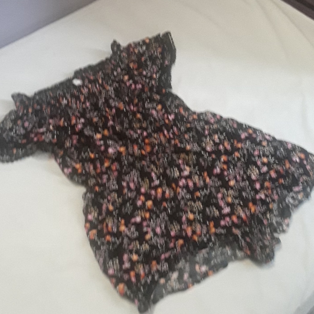 Romper - Picture 4 of 4